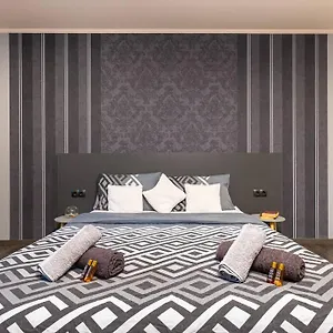https://dufti-home-in-plovdiv-center-old-town-kapana.plovdiv-hotels.com